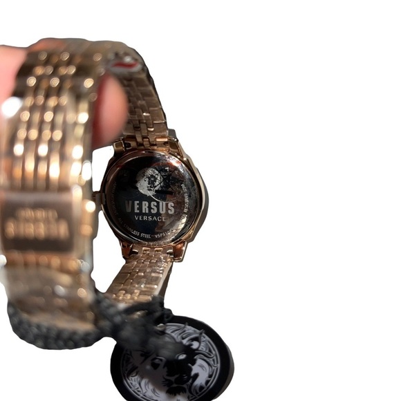 NWT Versace Versus Women Watch - Picture 5 of 5